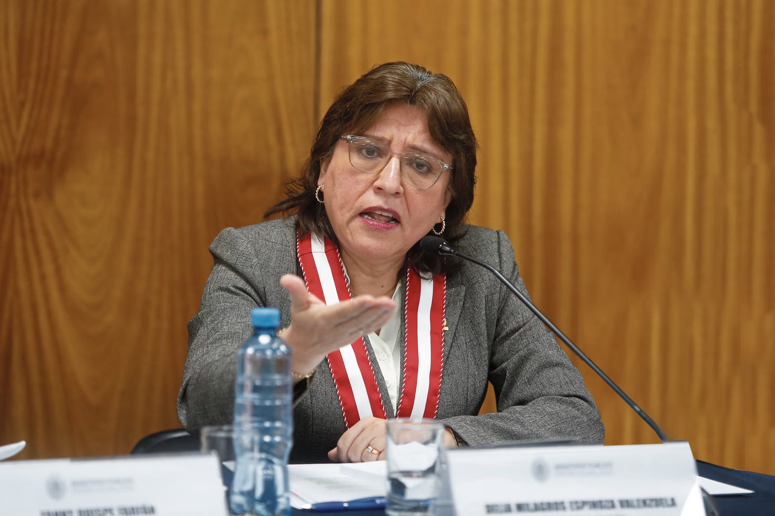 JNJ impone una segunda destitución a Delia Espinoza