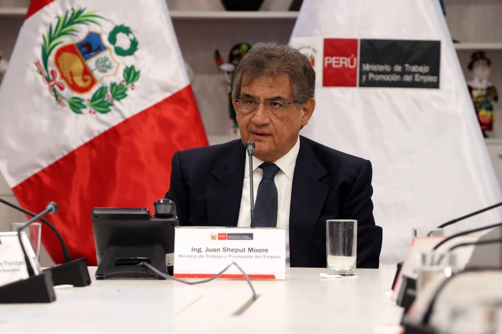 Primer tramo de aumento del sueldo mínimo se ejecutará este semestre