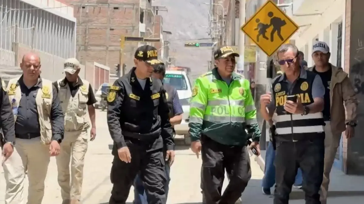 Fiscalía interviene comisaría por presunto uso de patrullero en acto proselitista