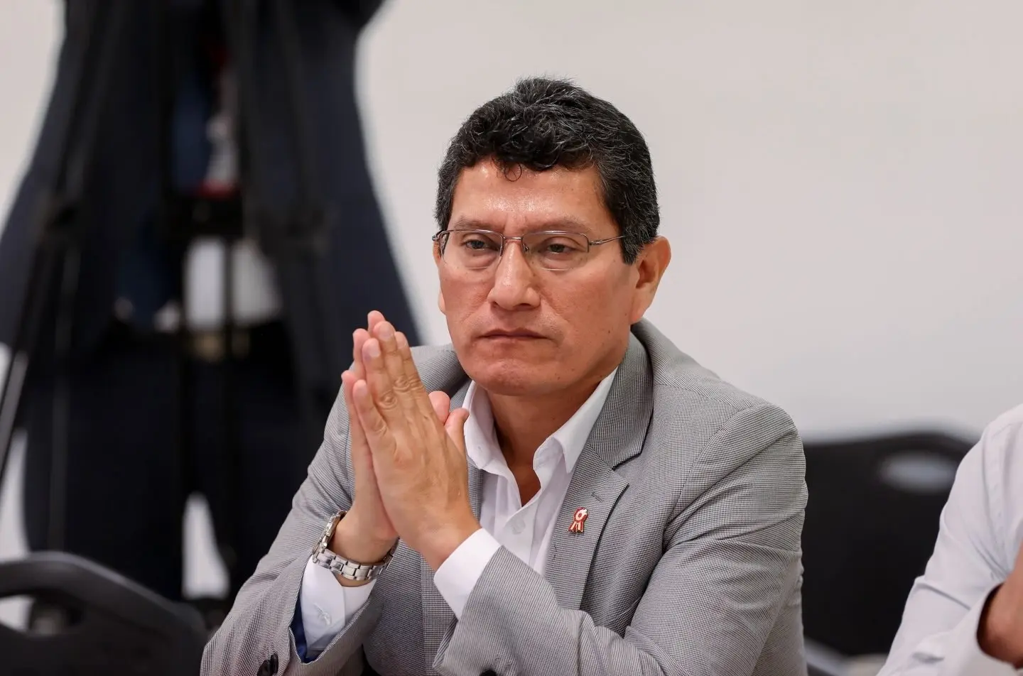 Harvey Colchado no apoyará por ahora censura contra César Astudillo