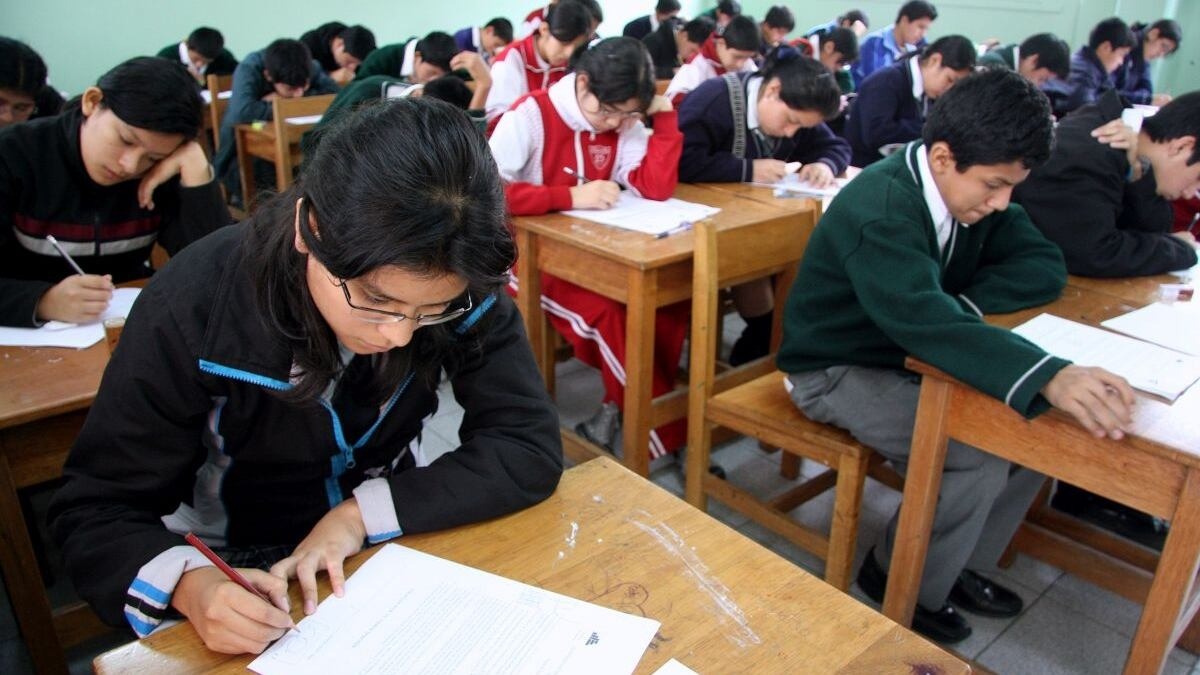 PISA 2025: Perú cae en el ranking internacional de educación