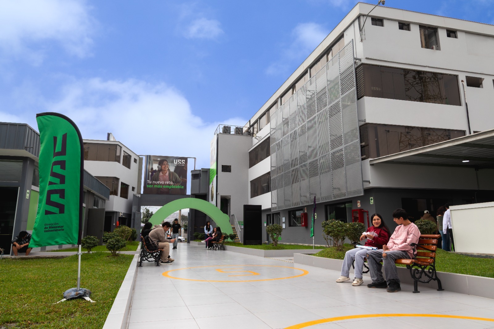 Universidad Señor de Sipán impulsa la educación de calidad como motor de desarrollo en San Juan de Miraflores
