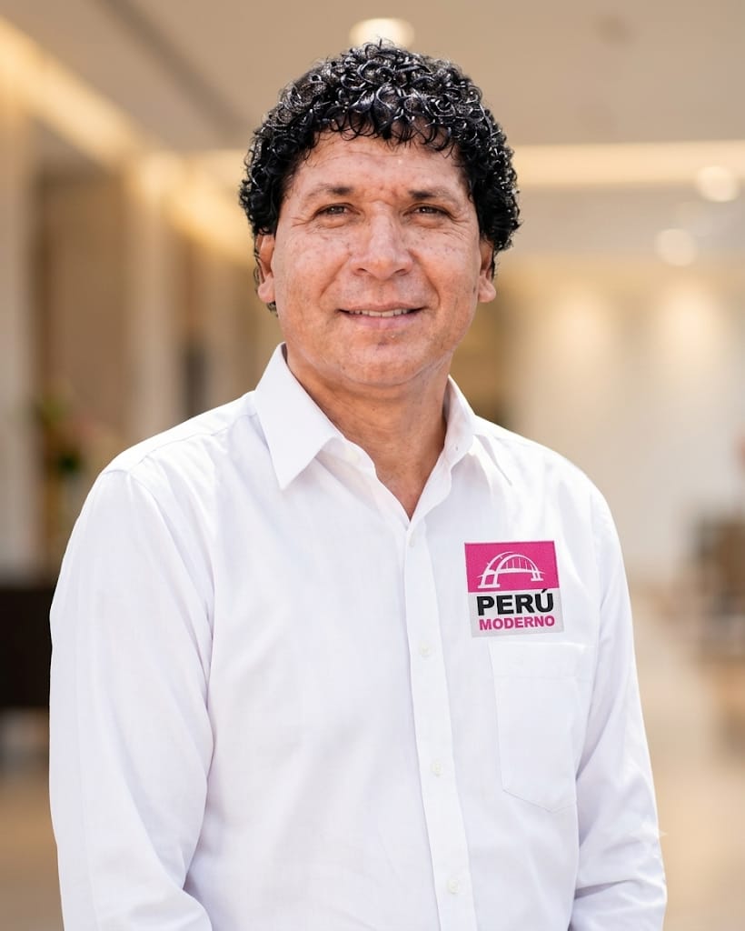 Jose Delgado Heredia promete renovar Punta Negra
