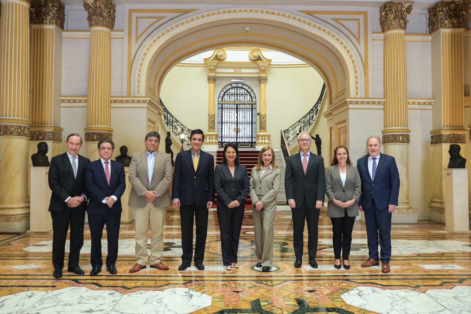 Keiko se reunió con BID  para impulsar proyectos  de seguridad y El Niño