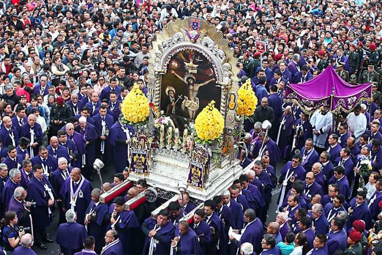 Hermandad del Señor de los Milagros rechaza escena de Candelaria Tinelli en reality