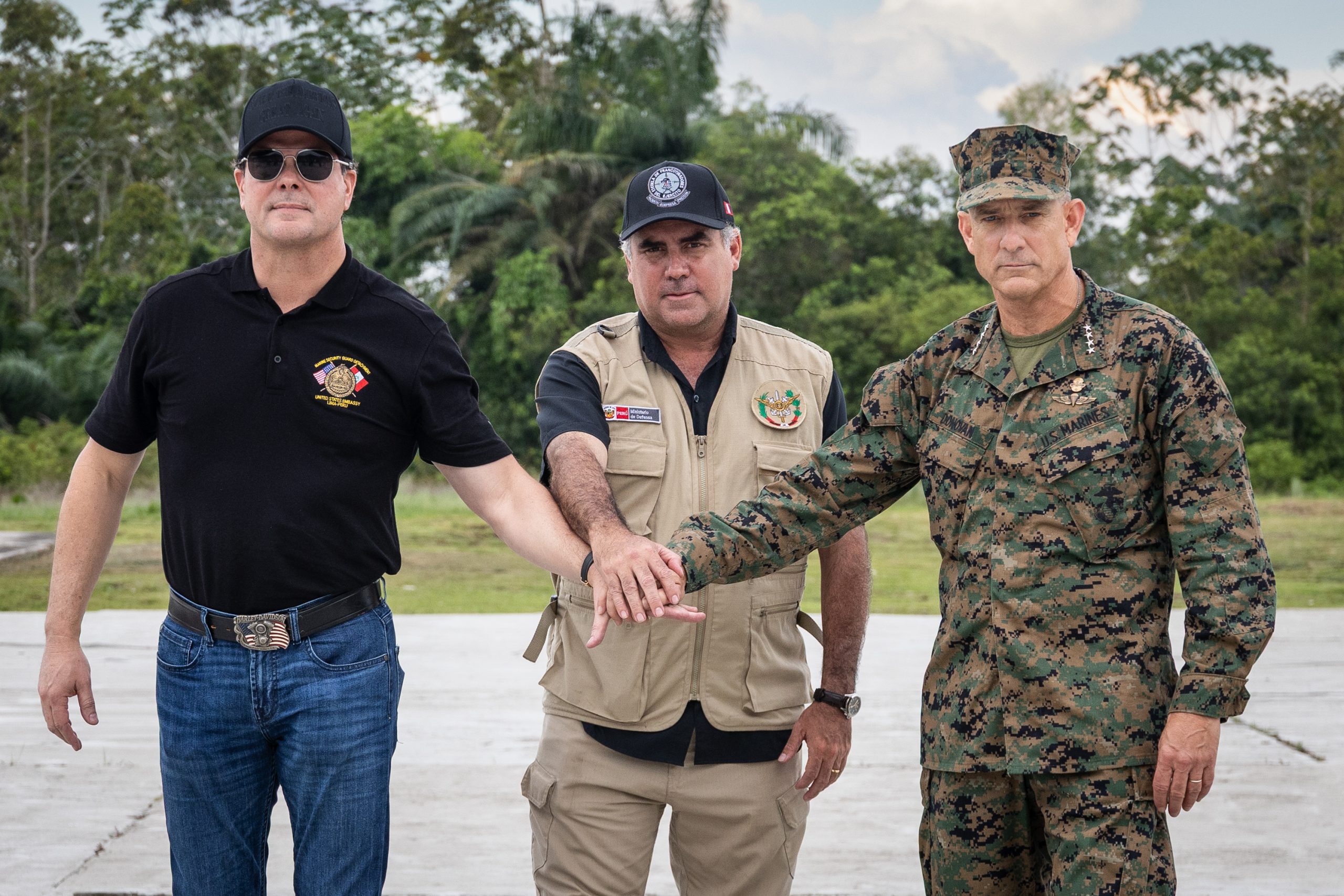 El Jefe del Comando Sur de EE.UU. llega a Perú para fortalecer cooperación militar