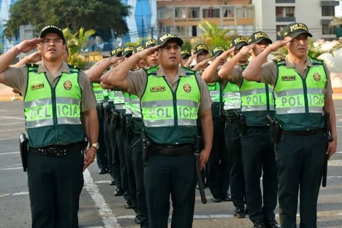 Exigen mueva escala remunerativa para policías con aumento de 81%