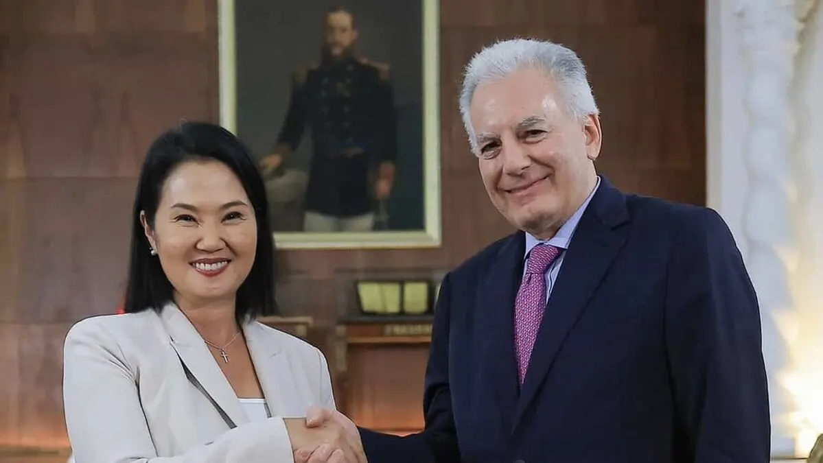 Keiko Fujimori destaca experiencia de Álvaro Vargas Llosa tras oficializarse su nombramiento como embajador en EE. UU.
