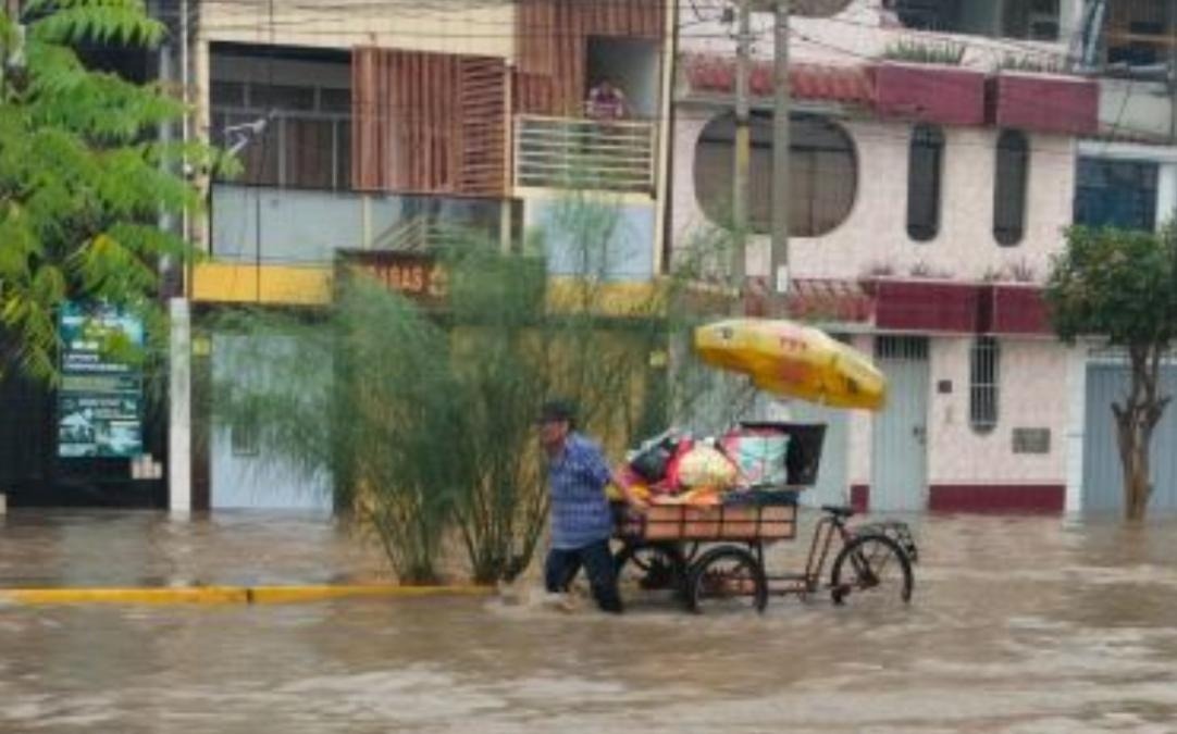 Senamhi advierte que continuarán las fuertes lluvias en Piura y Tumbes