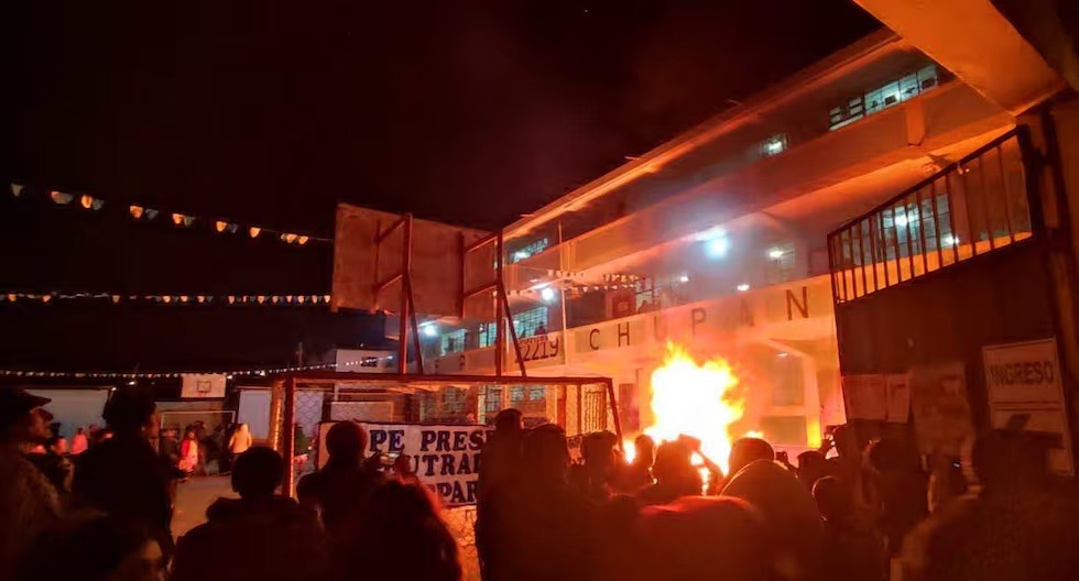 Grupo irrumpió en local  de votación en Huánuco