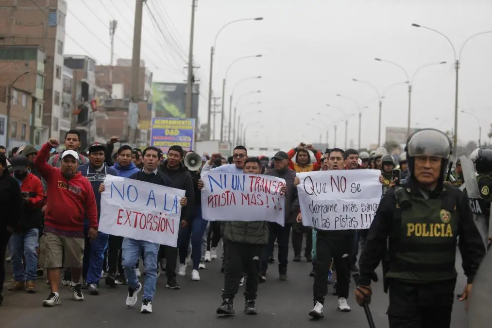 Transportistas de Lima y Callao descartan paro