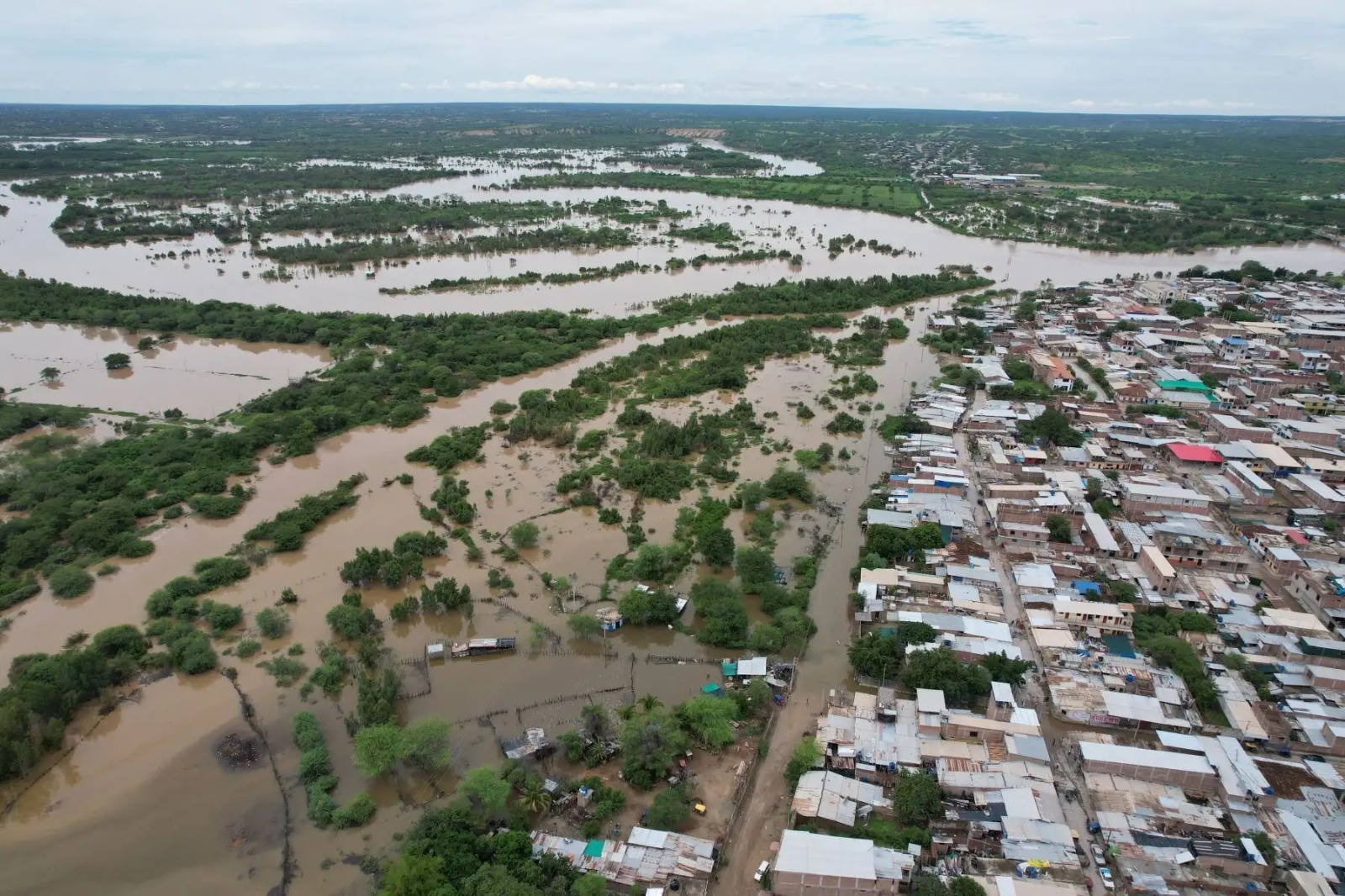 Lluvias extremas en Piura  deja aislados a 4 distritos